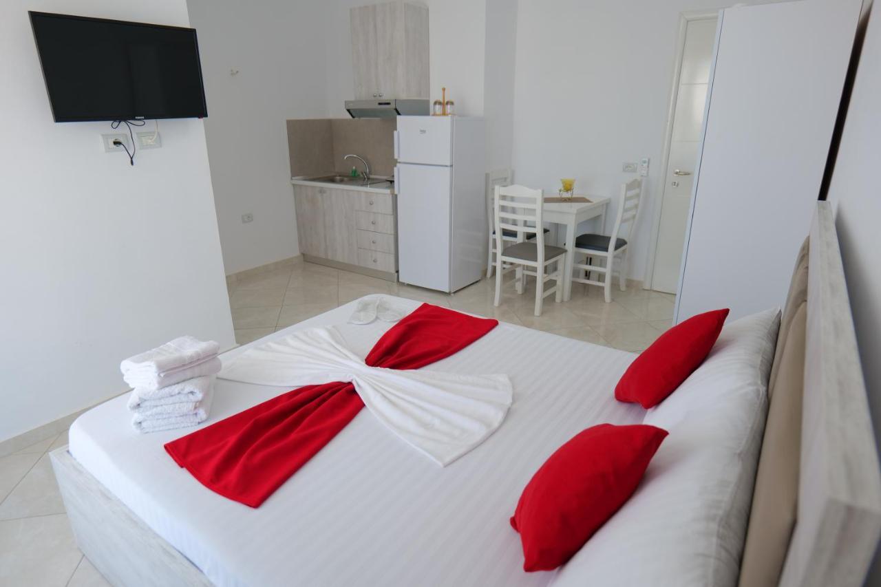 Seahorse Hotell Ksamil Exteriör bild