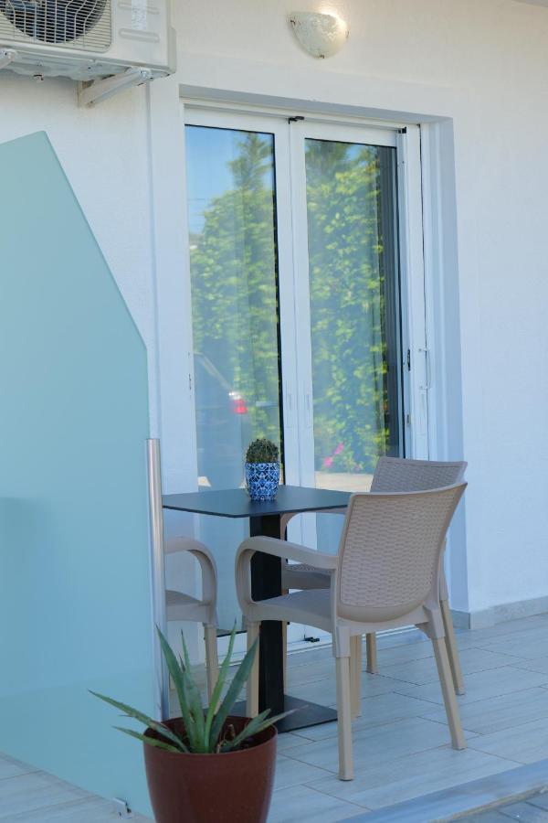 Seahorse Hotell Ksamil Exteriör bild